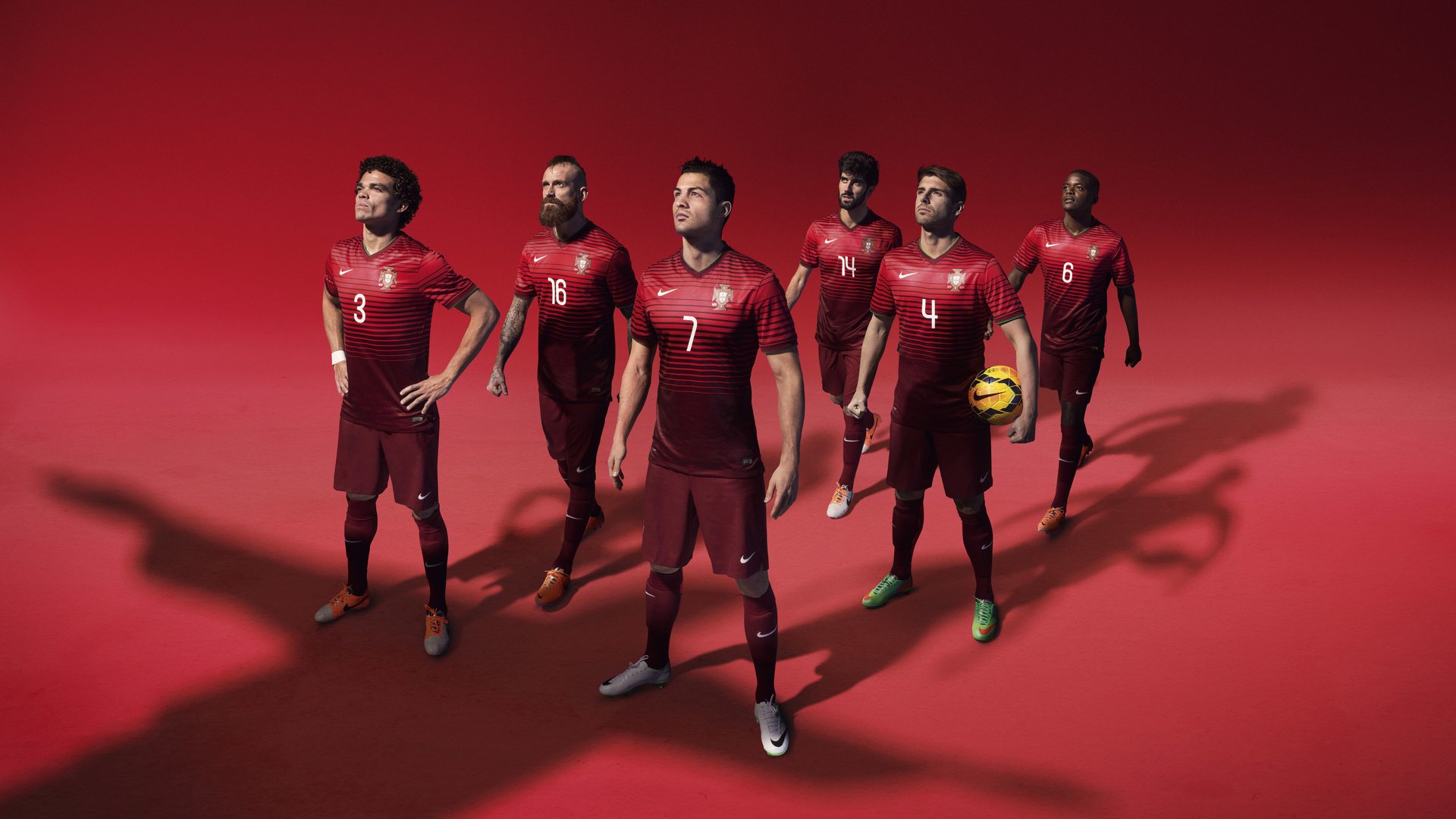 九游网页版官网入口-海外极限攀岩挑战赛，攀登未知的高峰，国外攀岩